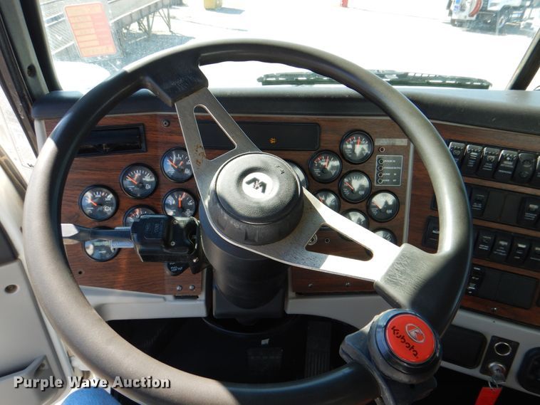 image for item DH5316 2013 Western Star 4900 hydrovac truck