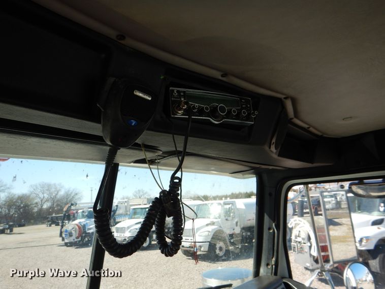 image for item DH5316 2013 Western Star 4900 hydrovac truck