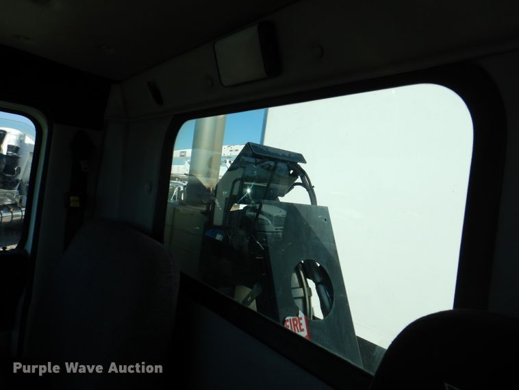 image for item DH5316 2013 Western Star 4900 hydrovac truck