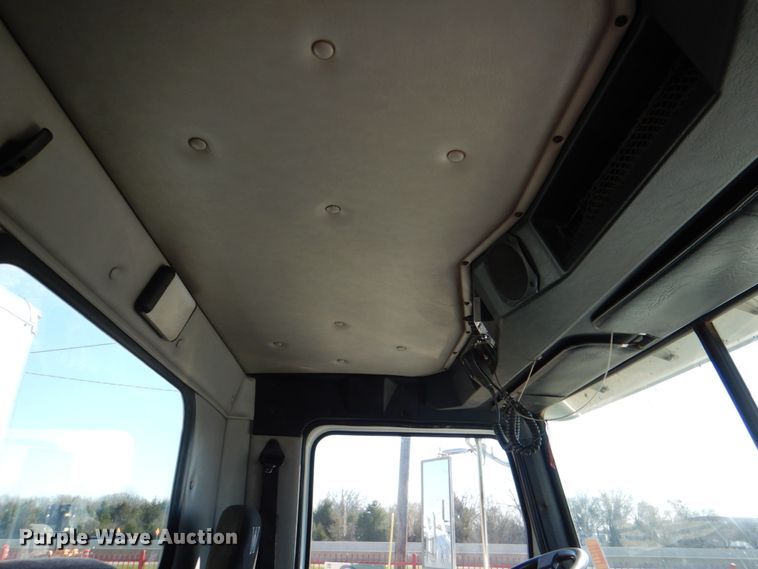 image for item DH5316 2013 Western Star 4900 hydrovac truck