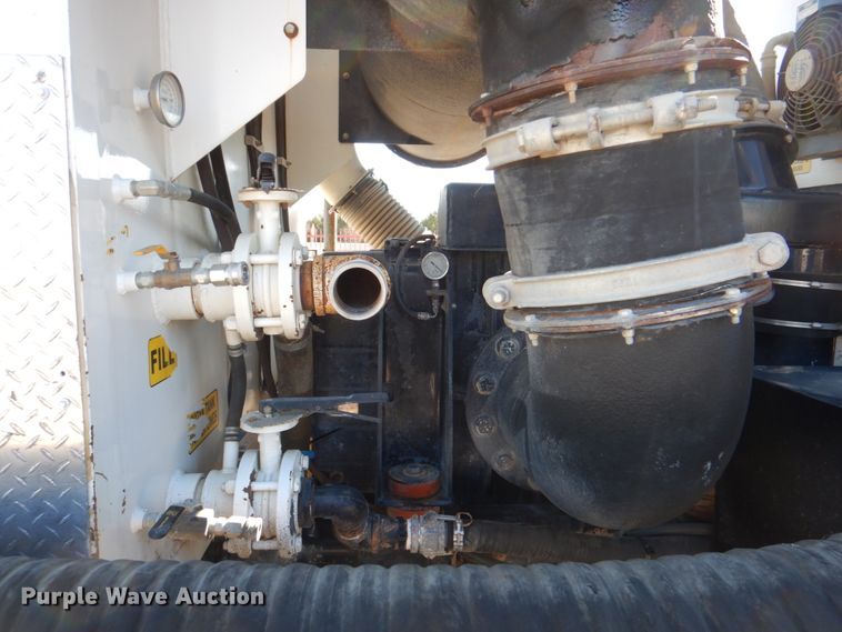 image for item DH5316 2013 Western Star 4900 hydrovac truck