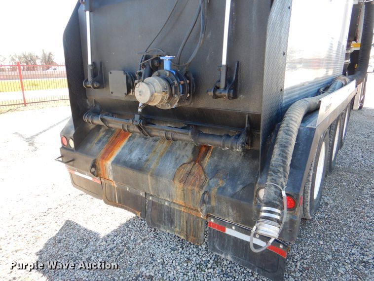 image for item DH5316 2013 Western Star 4900 hydrovac truck