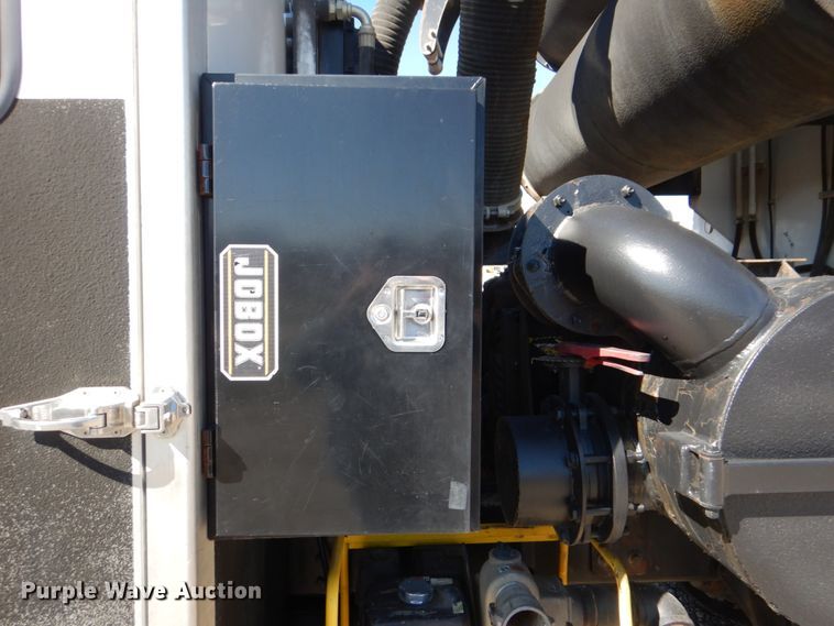 image for item DH5316 2013 Western Star 4900 hydrovac truck