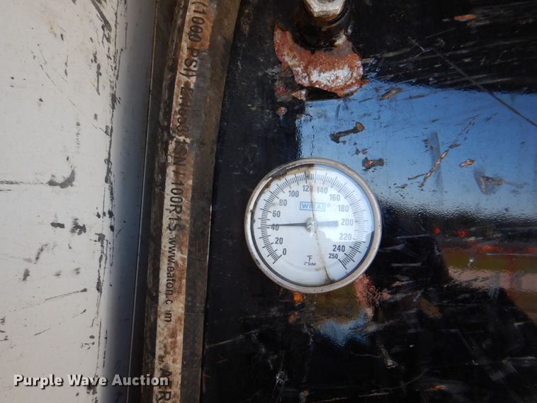 image for item DH5316 2013 Western Star 4900 hydrovac truck