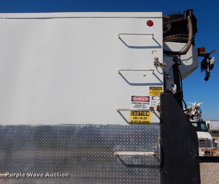 image for item DH5316 2013 Western Star 4900 hydrovac truck