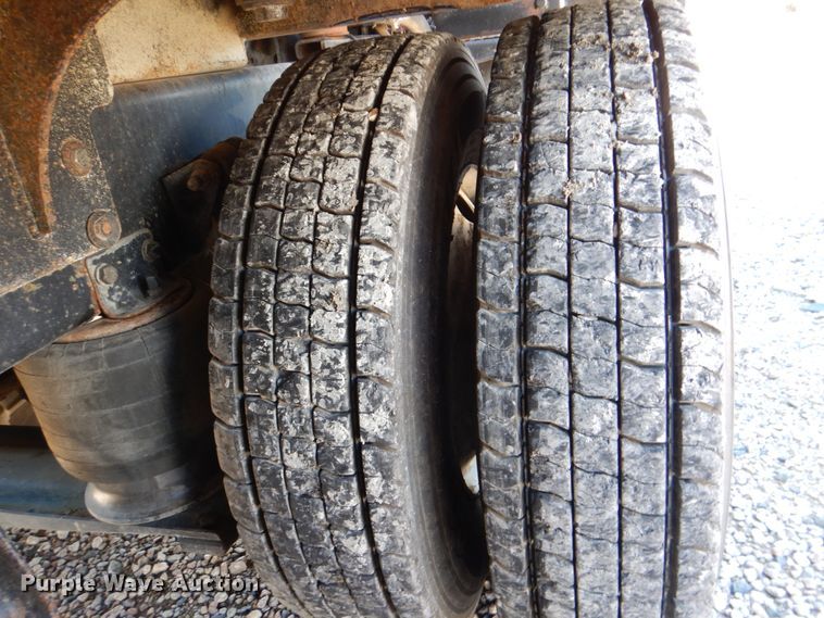 image for item DH5316 2013 Western Star 4900 hydrovac truck