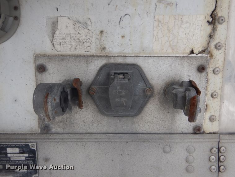 image for item DH6332 1999 Trailmobile refrigerated van trailer