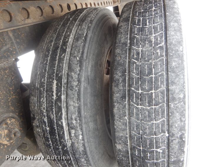 image for item DH6332 1999 Trailmobile refrigerated van trailer