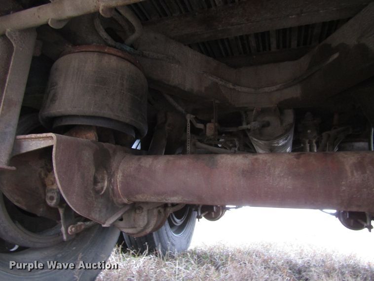 image for item DH8366 1999 Wilkens OK20A32GCFSD live bottom trailer