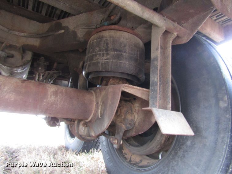 image for item DH8366 1999 Wilkens OK20A32GCFSD live bottom trailer