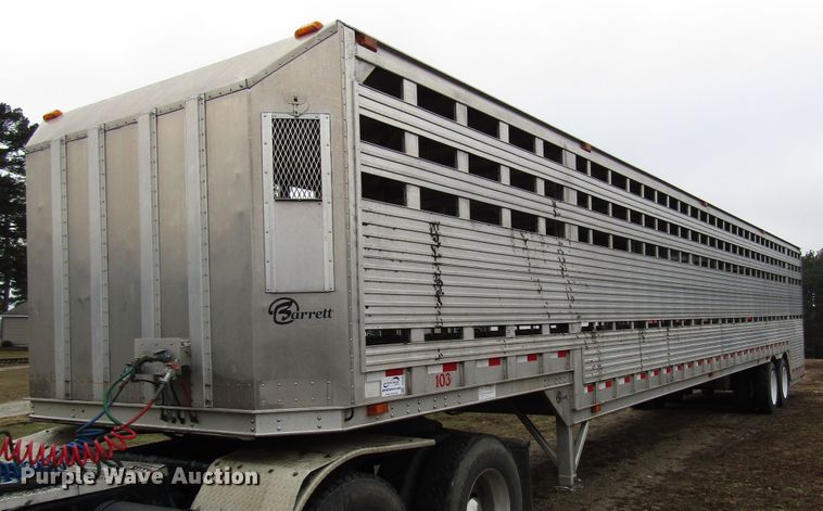 image for item DH8369 2016 Barrett 15L5902 livestock trailer