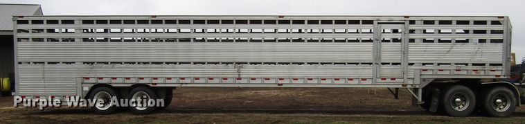 image for item DH8369 2016 Barrett 15L5902 livestock trailer