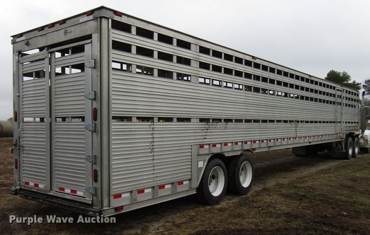 image for item DH8369 2016 Barrett 15L5902 livestock trailer