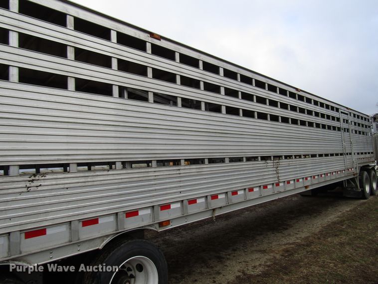 image for item DH8369 2016 Barrett 15L5902 livestock trailer