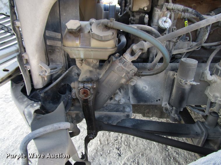 image for item DH8454 2006 Freightliner Columbia semi truck