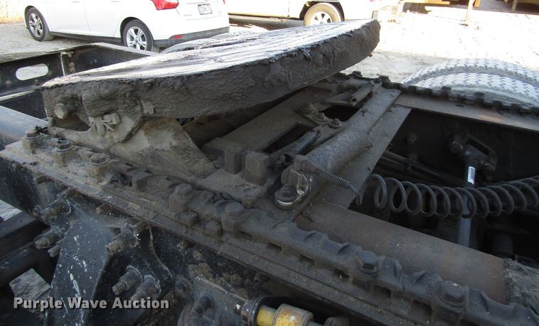 image for item DH8454 2006 Freightliner Columbia semi truck