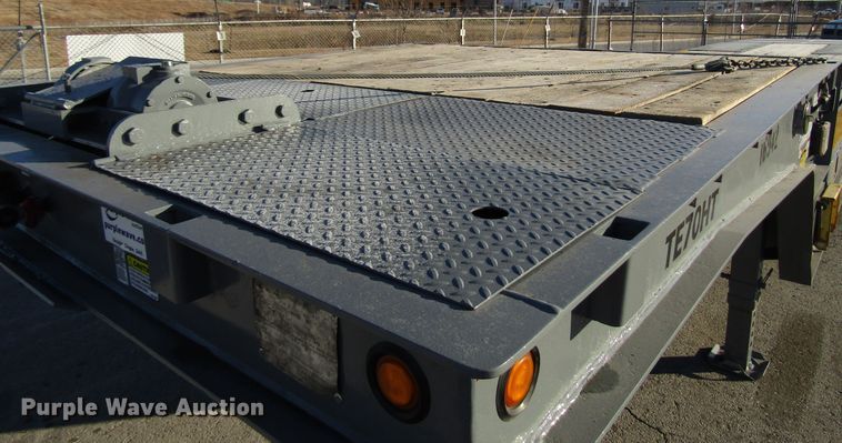 image for item DH8456 2004 Trail-Eze TE70HT drop deck trailer