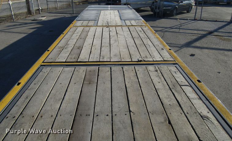 image for item DH8456 2004 Trail-Eze TE70HT drop deck trailer