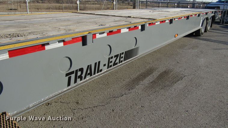 image for item DH8456 2004 Trail-Eze TE70HT drop deck trailer