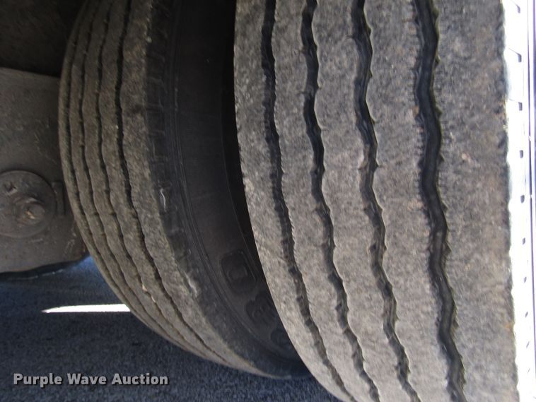 image for item DH8456 2004 Trail-Eze TE70HT drop deck trailer