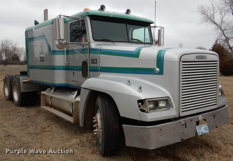 image for item DI0021 1994 Freightliner FLD semi truck