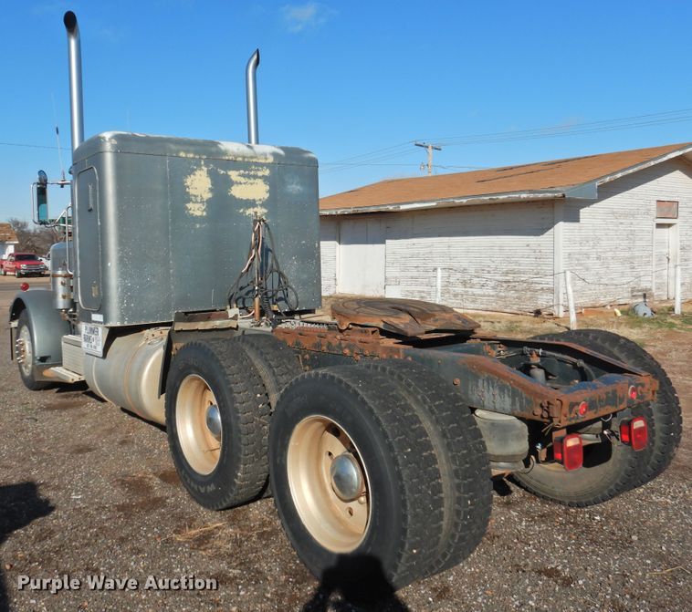 image for item DI0022 1984 Peterbilt 359 semi truck