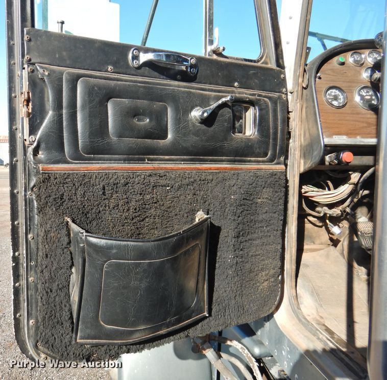 image for item DI0022 1984 Peterbilt 359 semi truck