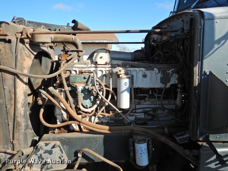 image for item DI0022 1984 Peterbilt 359 semi truck