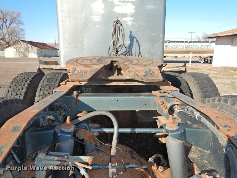 image for item DI0022 1984 Peterbilt 359 semi truck