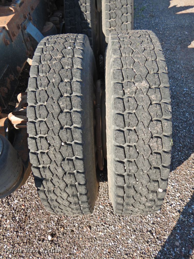 image for item DI0022 1984 Peterbilt 359 semi truck