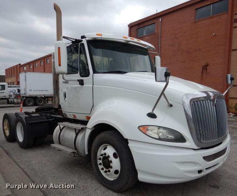 image for item EK9149 2011 International ProStar Premium semi truck