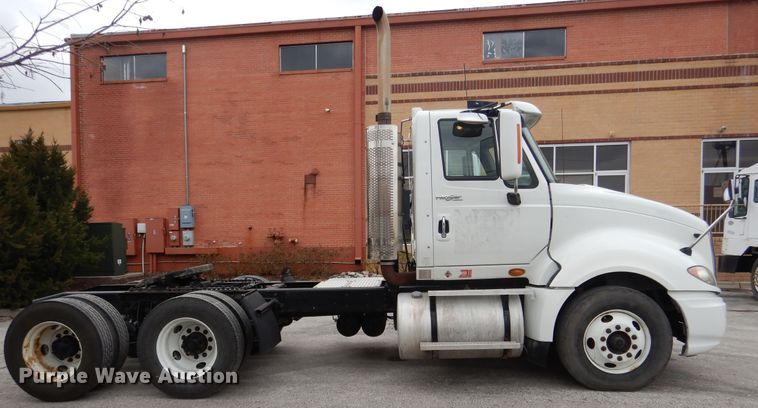 image for item EK9149 2011 International ProStar Premium semi truck