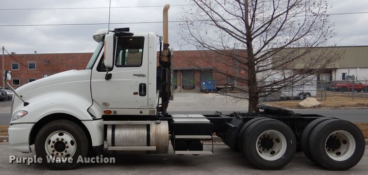 image for item EK9149 2011 International ProStar Premium semi truck