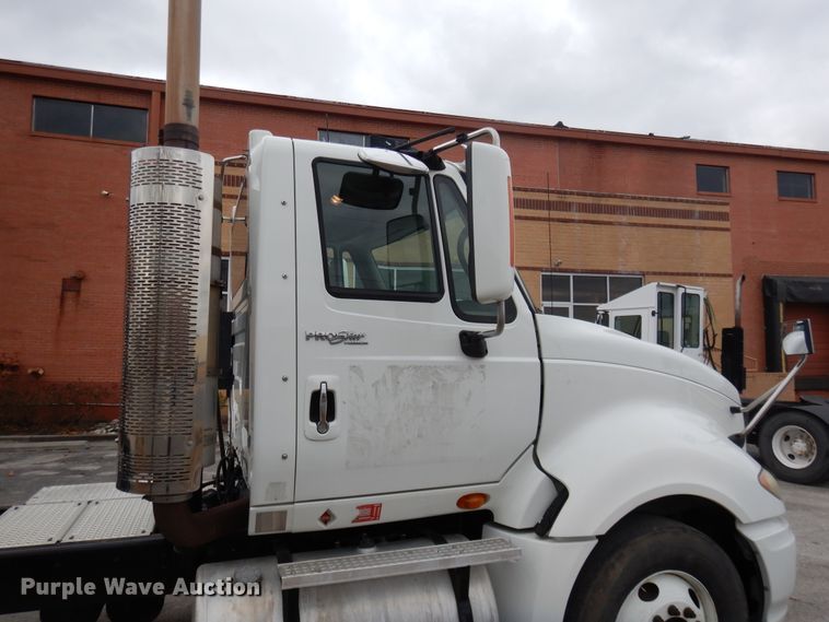 image for item EK9149 2011 International ProStar Premium semi truck