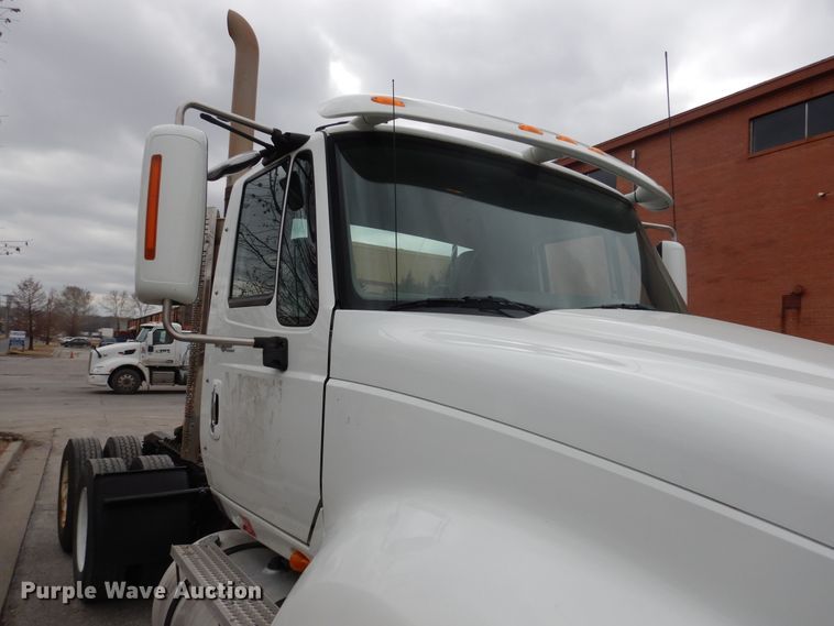 image for item EK9149 2011 International ProStar Premium semi truck