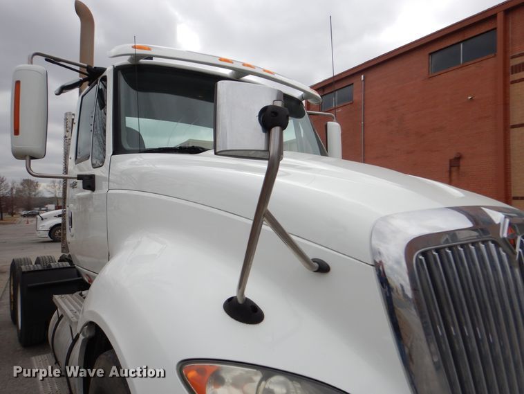 image for item EK9149 2011 International ProStar Premium semi truck