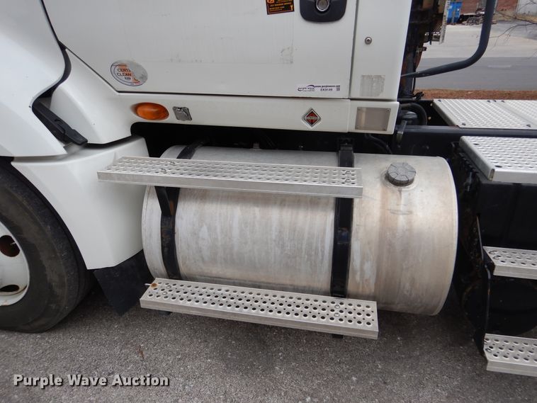 image for item EK9149 2011 International ProStar Premium semi truck