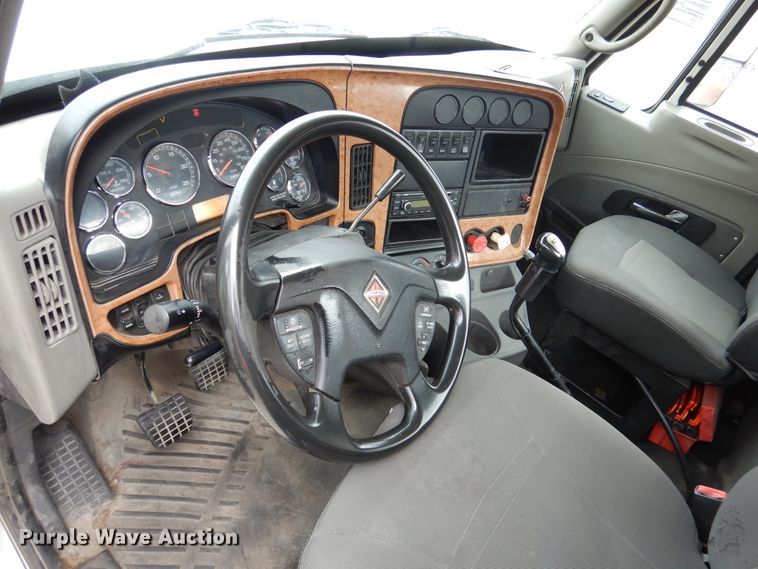 image for item EK9149 2011 International ProStar Premium semi truck