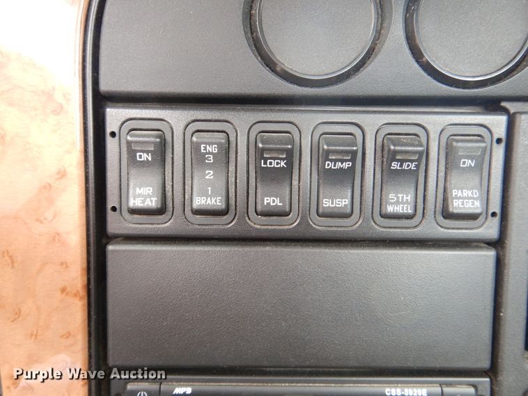 image for item EK9149 2011 International ProStar Premium semi truck