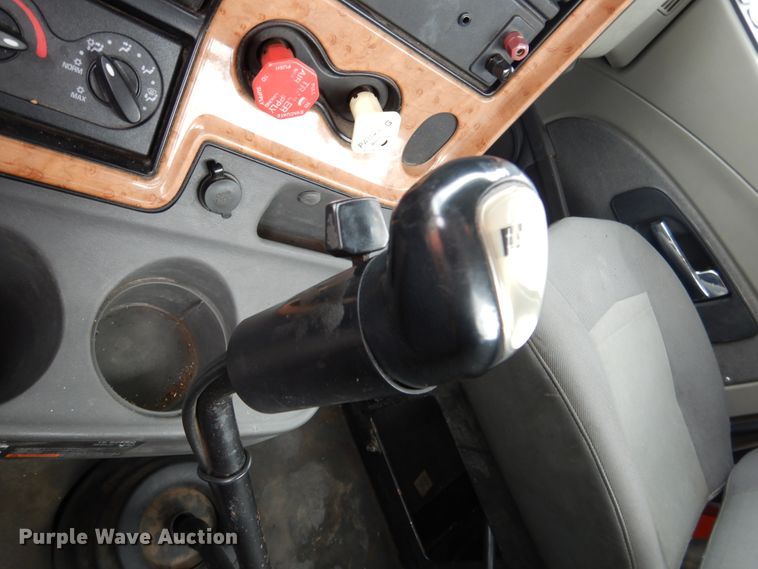 image for item EK9149 2011 International ProStar Premium semi truck