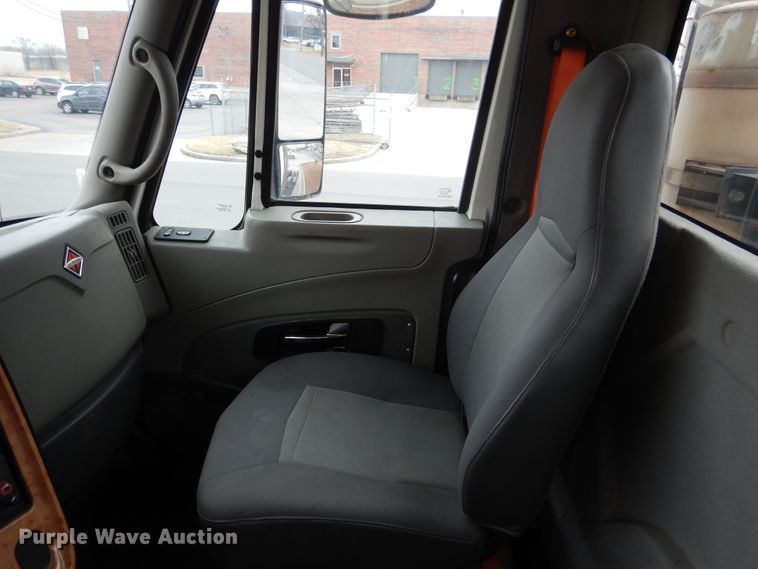 image for item EK9149 2011 International ProStar Premium semi truck