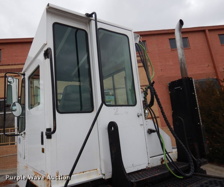 image for item EK9150 2008 Kalmar yard truck