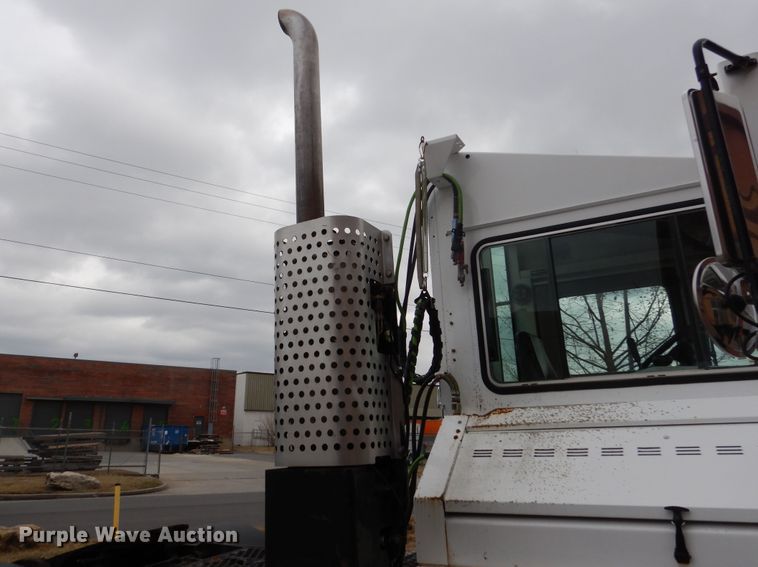 image for item EK9150 2008 Kalmar yard truck