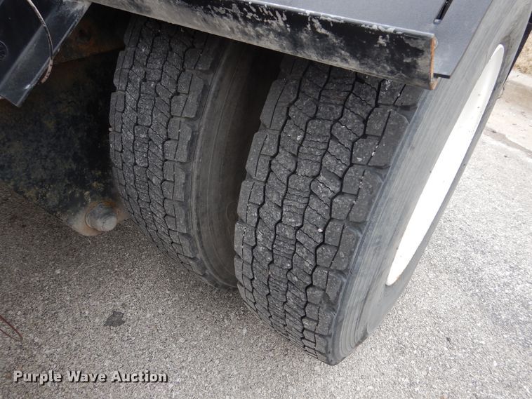 image for item EK9150 2008 Kalmar yard truck