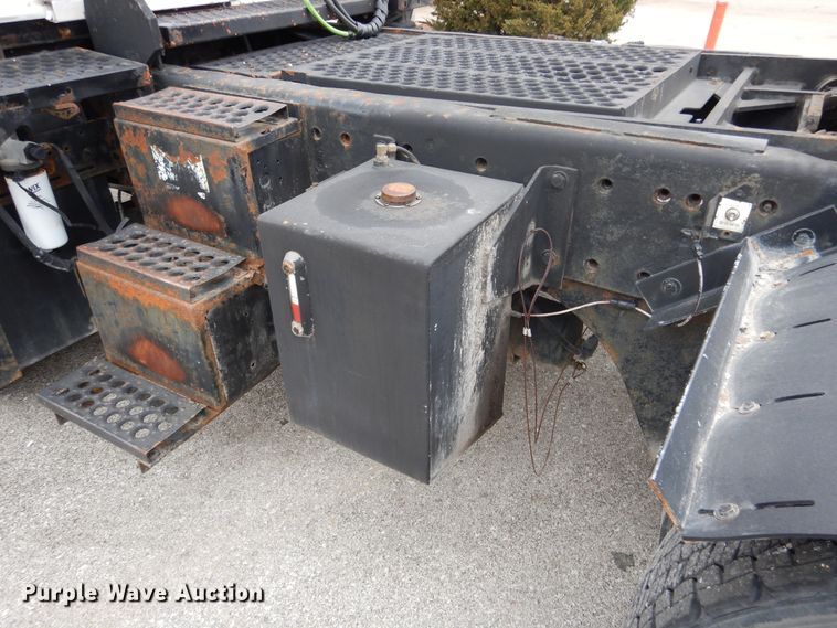 image for item EK9150 2008 Kalmar yard truck