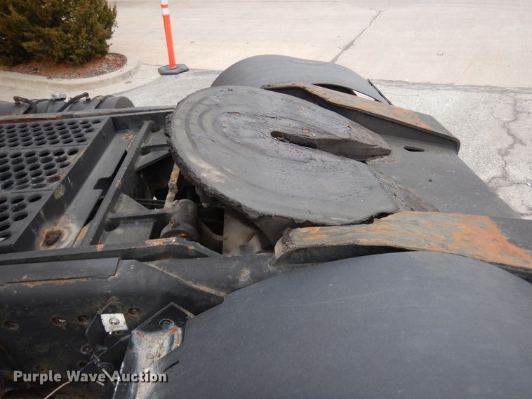 image for item EK9150 2008 Kalmar yard truck