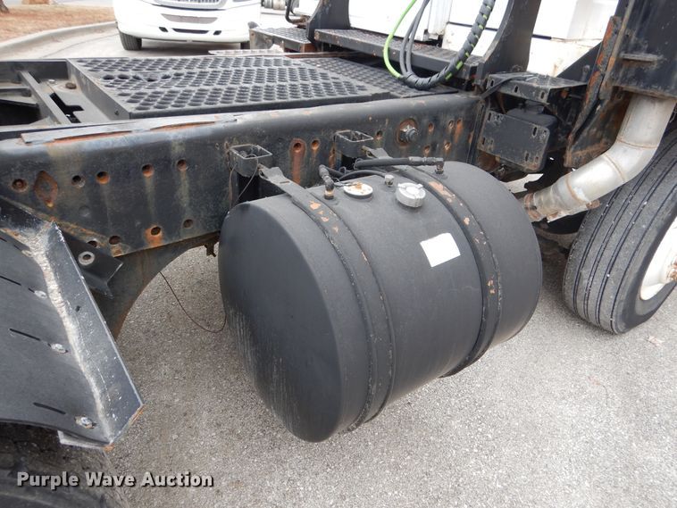 image for item EK9150 2008 Kalmar yard truck