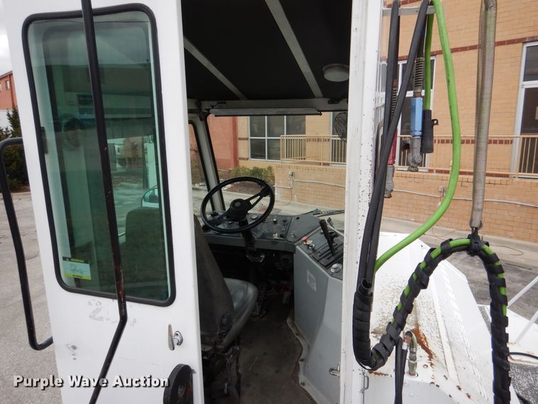 image for item EK9150 2008 Kalmar yard truck