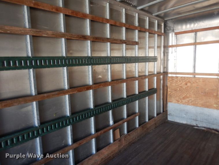 image for item ER9881 2005 Freightliner Business Class M2 box truck