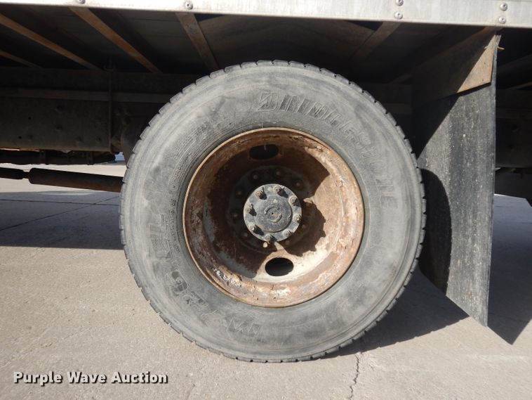 image for item ER9881 2005 Freightliner Business Class M2 box truck